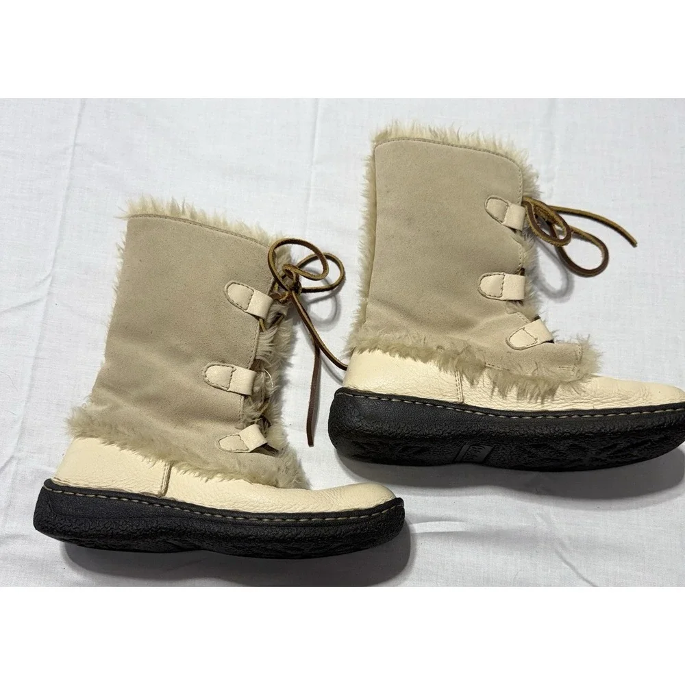 Cabela's Women's Mid Calf Winter Boots Size 6M Beige Leather Faux Fur Lined Lace
